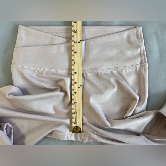 Nike Womens Yoga Wrap High Waist Leggings Plum Chalk‎ Barely Rose Medium - Picture 3 of 12